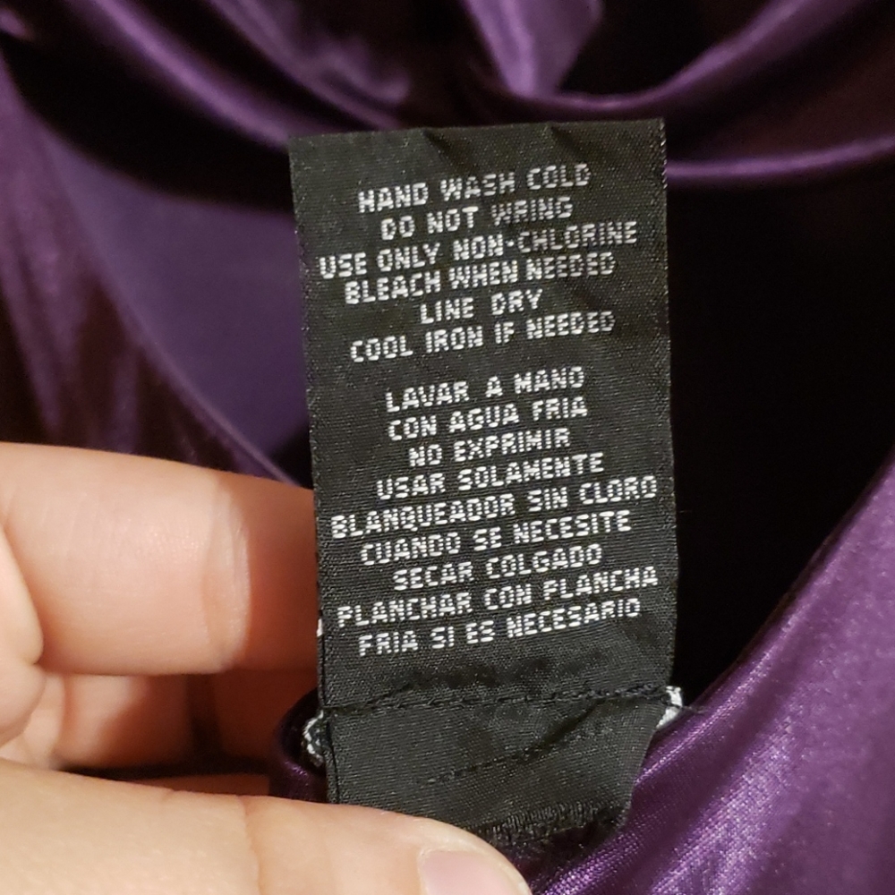 Long satin dress purple size 7 - Picture 8 of 8